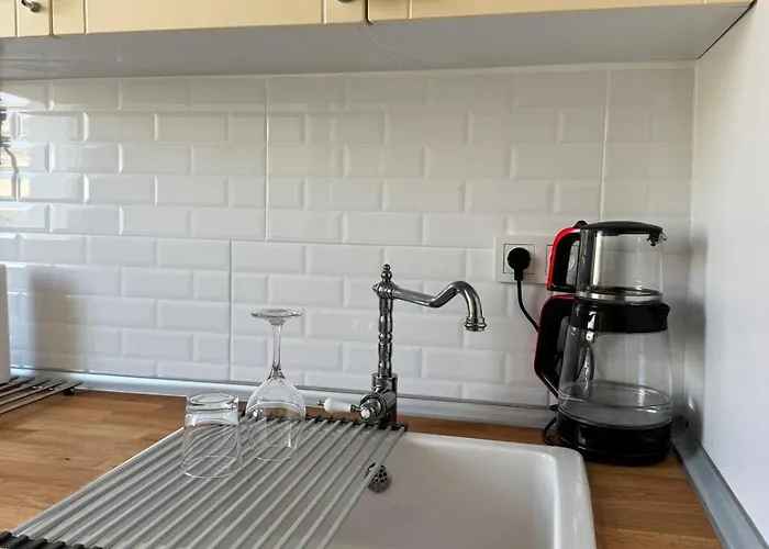 Apartment The Kinyas House - In Kadikoey Historical Fishermen's Market